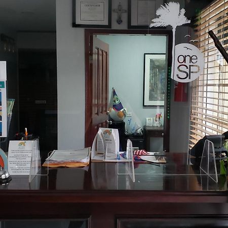 One South Place Hotel Belize City Buitenkant foto