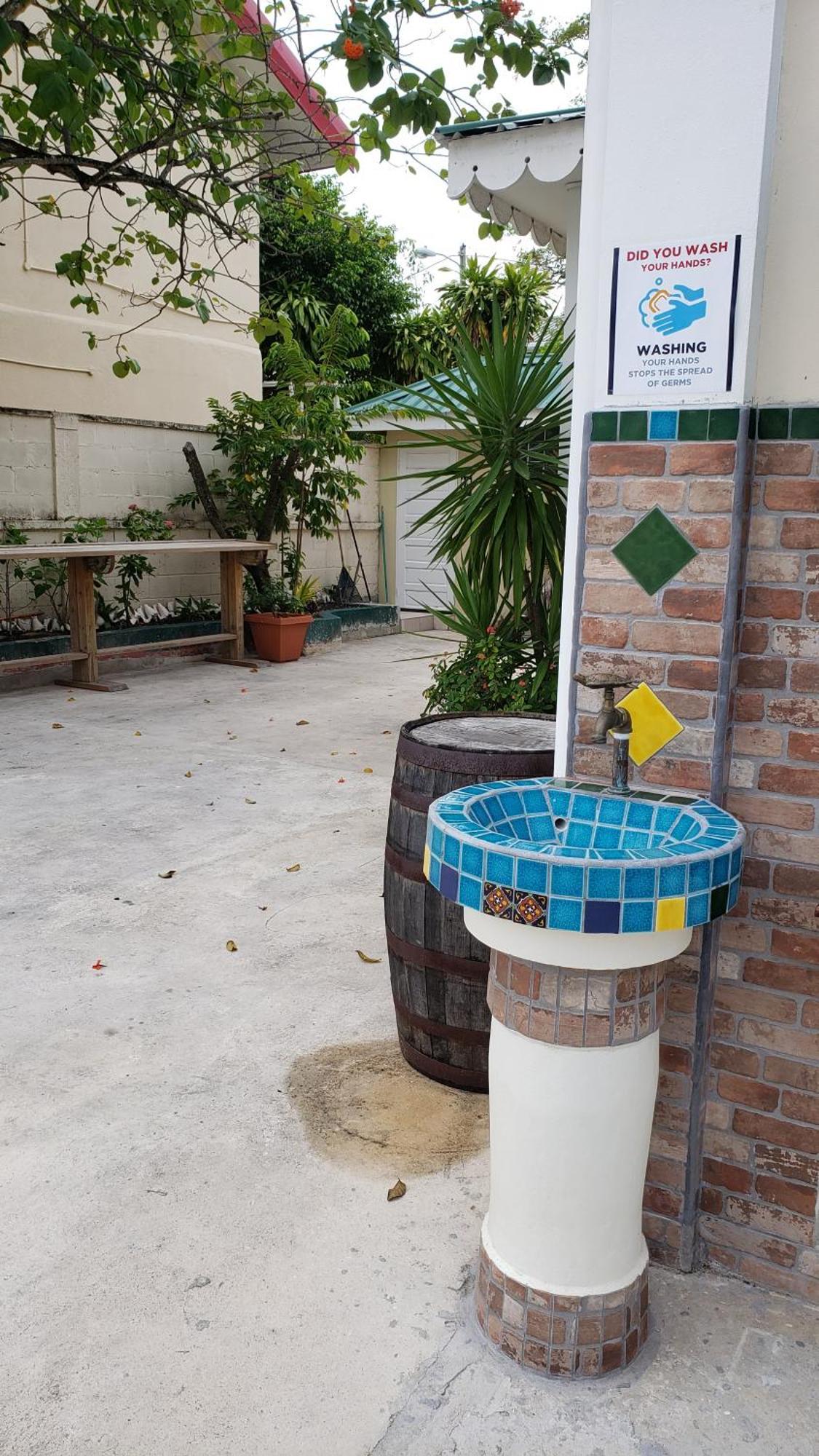 One South Place Hotel Belize City Buitenkant foto